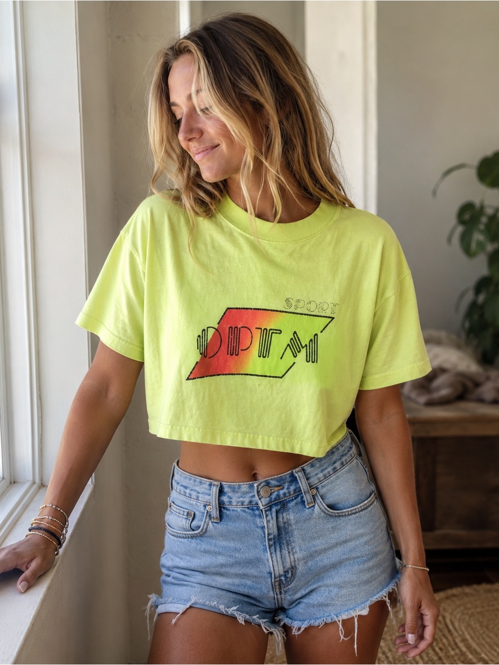 Vintage OPTM Cropped Graphic T-Shirt Neon Yellow Boxy Y2K 90s Streetwear
